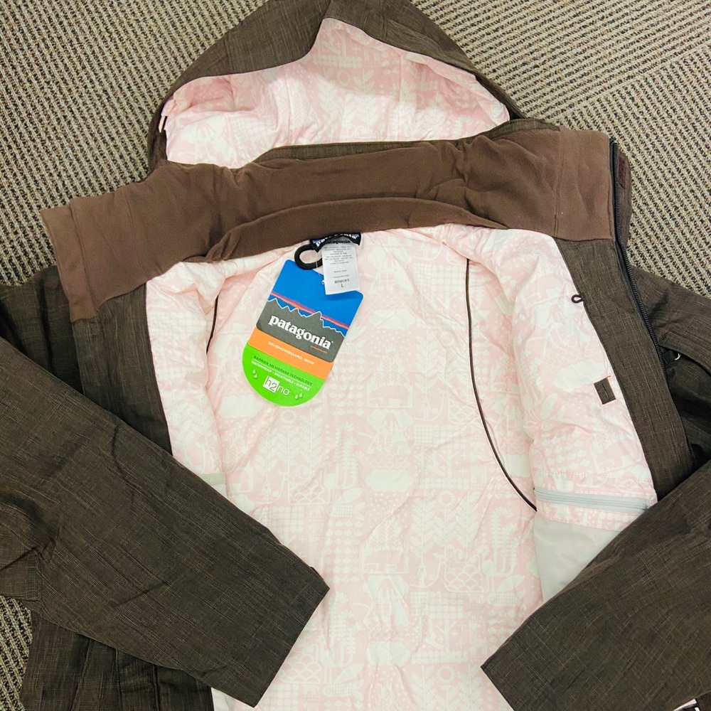 Women’s Patagonia Jacket& Snowpants-New with tags!